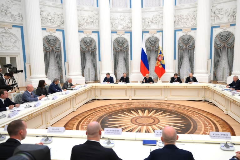 Представители Тверской области стали участниками встречи Владимира Путина с российскими предпринимателями