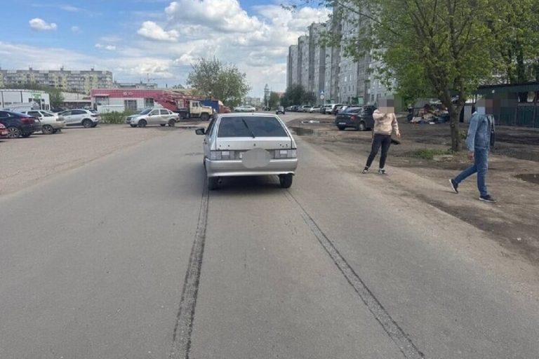 Восьмилетнюю девочку сбили в Заволжском районе Твери Восьмилетнюю девочку сбили в Заволжском районе Твери