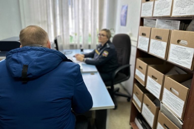 Житель Твери расстался с домом, чтобы погасить задолженность по алиментам Житель Твери расстался с домом, чтобы погасить задолженность по алиментам