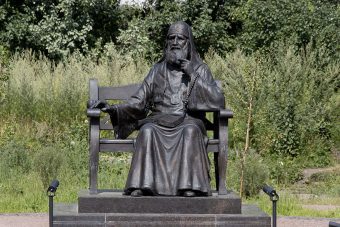 В Тверскую область привезут ковчег с мощами патриарха Тихона