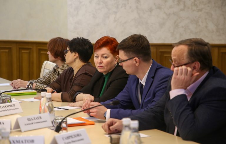 Вопросы совершенствования медицины губернатор Игорь Руденя обсудил с главными врачами Тверской области