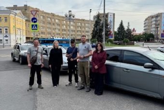 Конфискованные автомобили пьяниц, квадрокоптер и мотоцикл отправлены из Тверской области в зону СВО