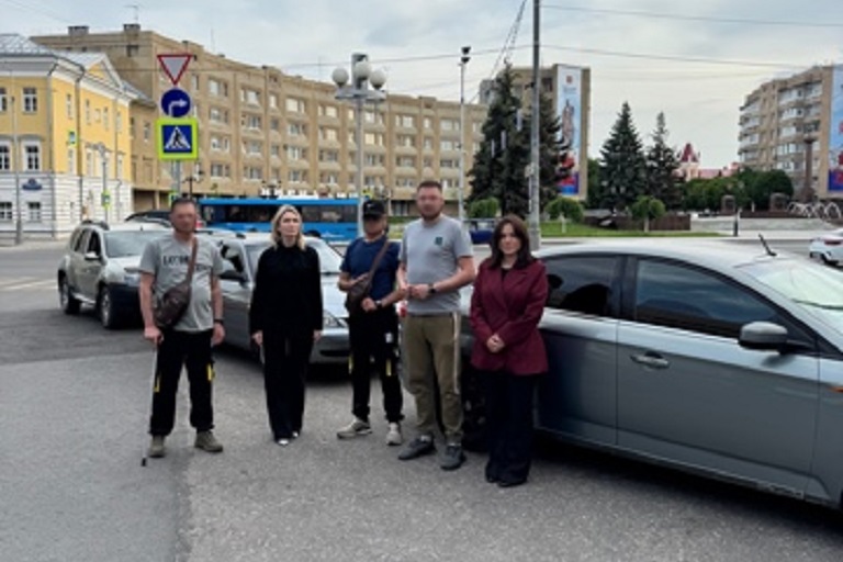 Конфискованные автомобили пьяниц, квадрокоптер и мотоцикл отправлены из Тверской области в зону СВО Конфискованные автомобили пьяниц, квадрокоптер и мотоцикл отправлены из Тверской области в зону СВО