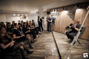 Участницы «Мисс Тверь - 2025» узнали о работе на маркетплейсах во время встречи Центра поддержки предпринимателей «Прорыв»