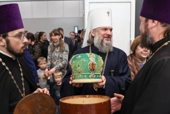 Митру епископа обнаружили при сносе дома в Твери