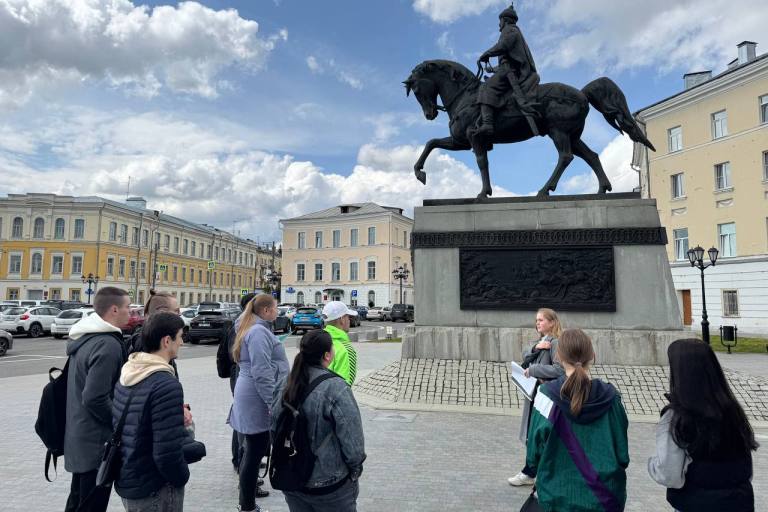 В Твери юные гиды провели уникальную экскурсию для ребят из многодетных семей