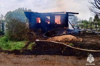 При пожаре в Тверской области погиб человек