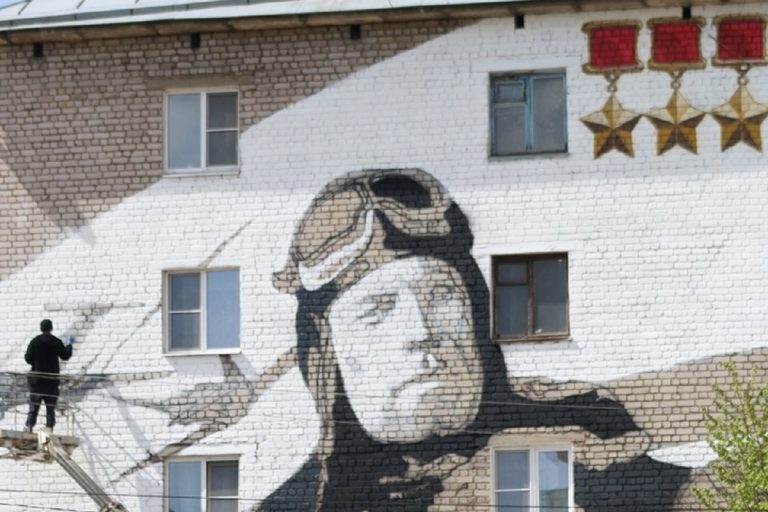 Мурал с изображением летчика-аса Покрышкина появится в Тверской области Мурал с изображением летчика-аса Покрышкина появится в Тверской области