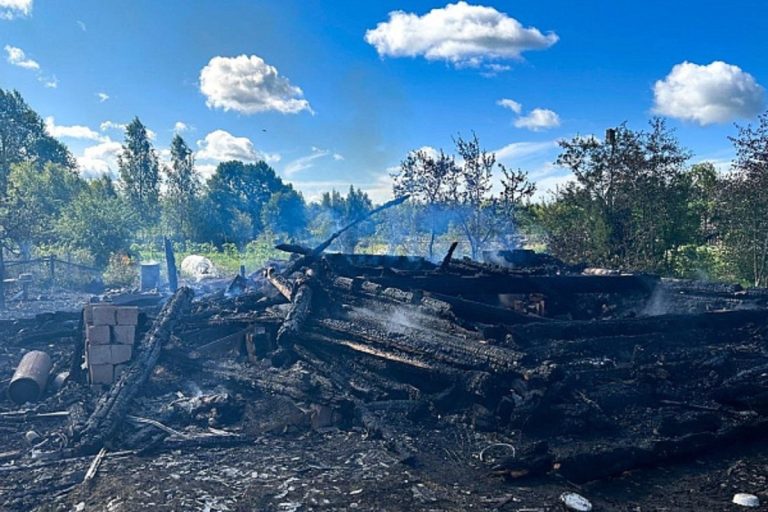 Жительница Тверской области отсудила компенсацию за сгоревший дом Жительница Тверской области отсудила компенсацию за сгоревший дом