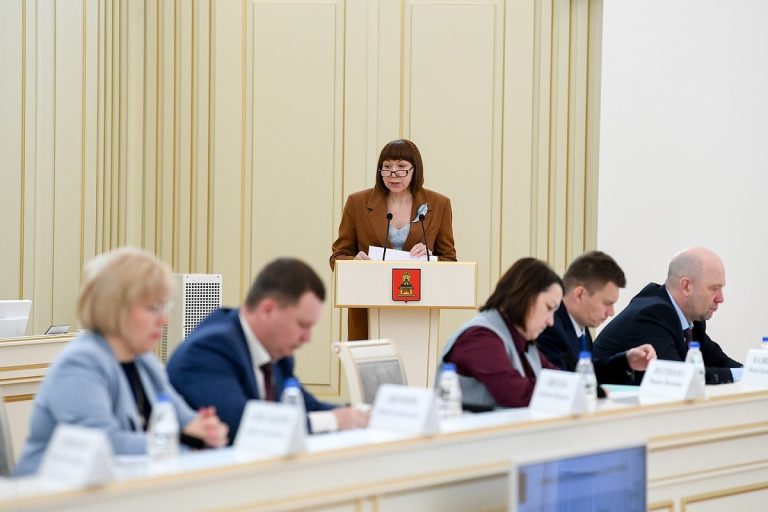 Игорь Руденя определил задачи в сфере бюджетной политики региона