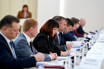 Игорь Руденя определил задачи в сфере бюджетной политики региона