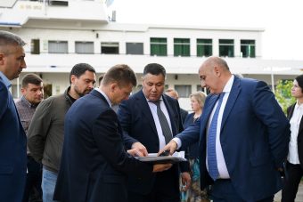 Игорь Руденя осмотрел площадку кластера «Речной» в Твери