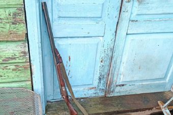В Тверской области женщина угрожала убить таксиста из ржавой двухстволки