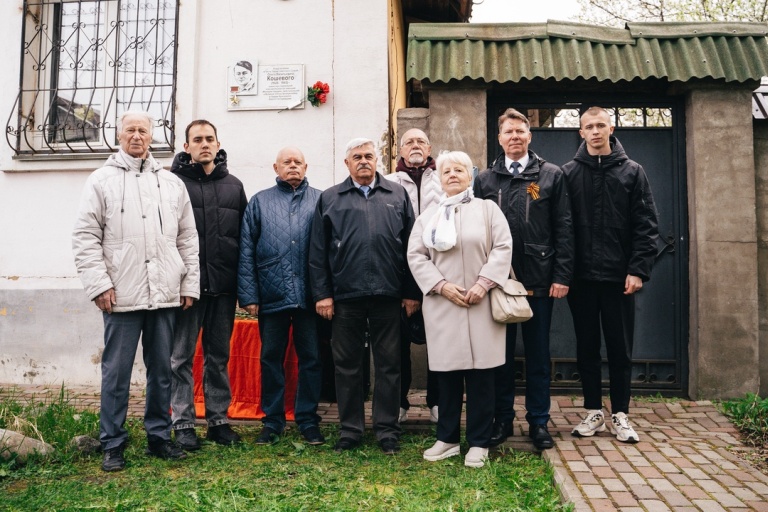В Твери установлены памятные таблички в честь героев-комсомольцев и молодых патриотов ВОВ В Твери установлены памятные таблички в честь героев-комсомольцев и молодых патриотов ВОВ