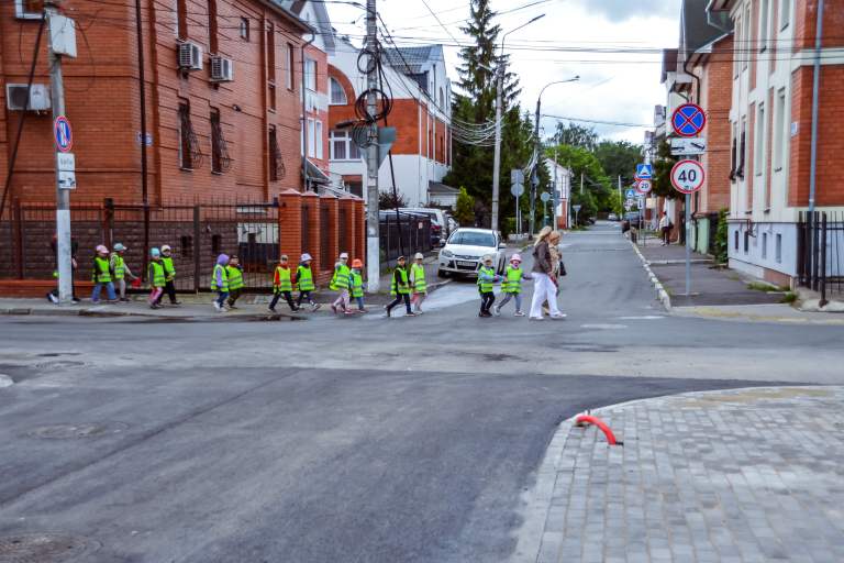 В Твери проверяют качество асфальтобетонного покрытия на отремонтированных объектах