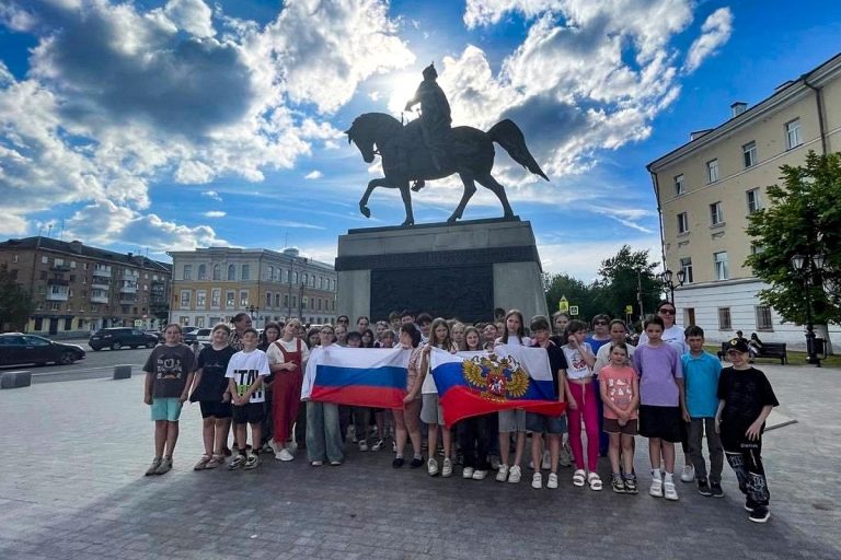 В Тверской области организованы туристические программы для детей в рамках проекта «Больше, чем Победа!» В Тверской области организованы туристические программы для детей в рамках проекта «Больше, чем Победа!»