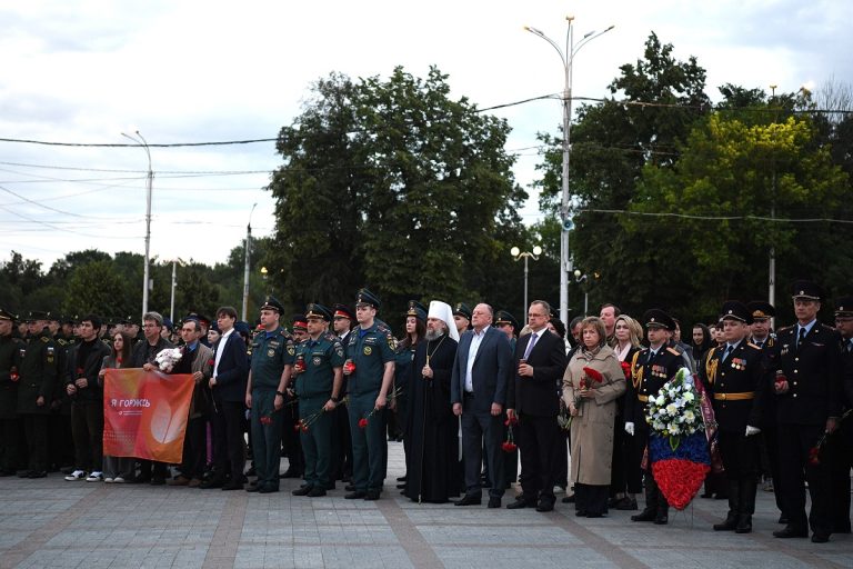 В годовщину дня начала ВОВ в Тверской области зажгли свечи памяти