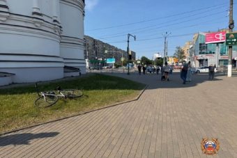 Подросток на велосипеде сбил женщину в Твери