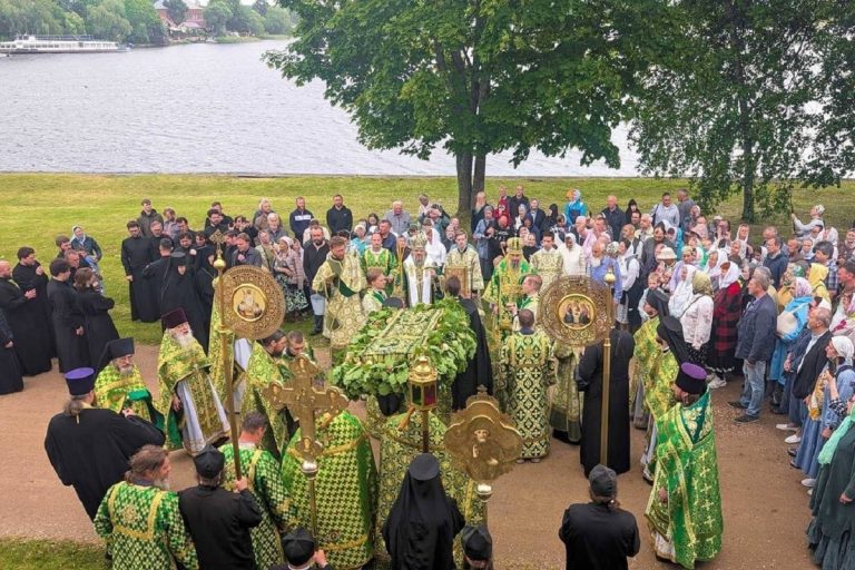 В Тверской области прошли мероприятия, посвящённые обретению мощей преподобного Нила Столобенского