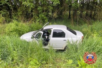 Водитель Renault Logan погиб на месте ДТП в Тверской области
