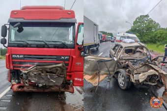 На М-10 в Тверской области фура вылетела на встречную полосу и убила двух человек