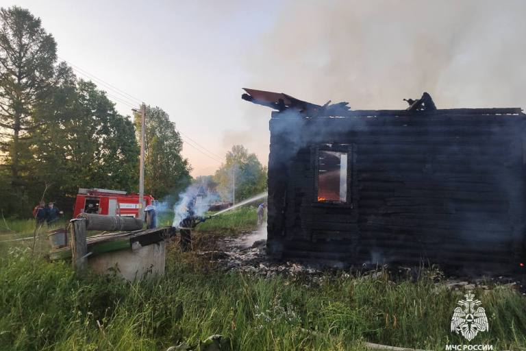 При пожаре в Тверской области погиб мужчина