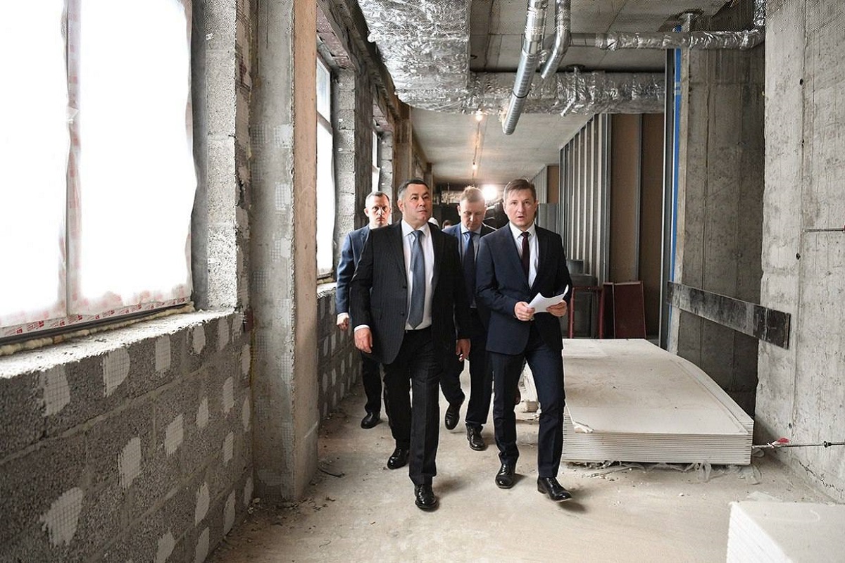 Губернатор Игорь Руденя оценил ход строительства Тверской областной детской больницы