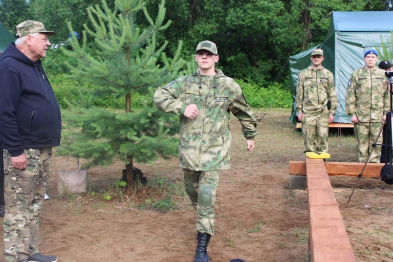 На патриотический слет в Тверскую область съехались кадеты и дети участников СВО из разных регионов России