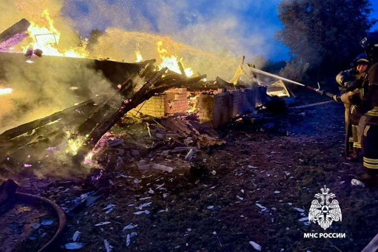 Огнем уничтожен жилой дом под Тверью