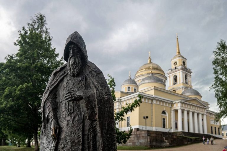 В Тверской области прошли мероприятия, посвящённые обретению мощей преподобного Нила Столобенского В Тверской области прошли мероприятия, посвящённые обретению мощей преподобного Нила Столобенского