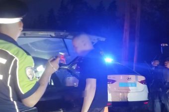 В Тверской области госавтоинспекторы ловили ночью стритрейсеров около монастыря