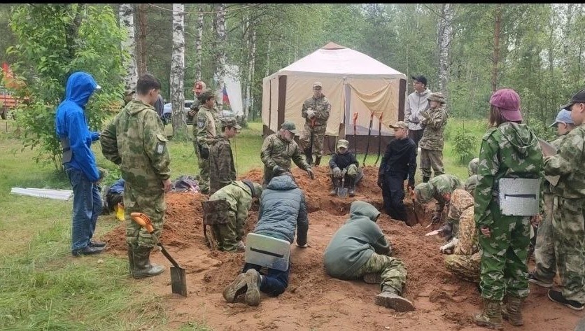 В Тверской области найдены останки помощника политрука и немецкие артефакты