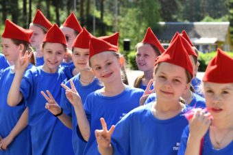 В летних лагерях Тверской области отдохнули почти 58 тысяч школьников