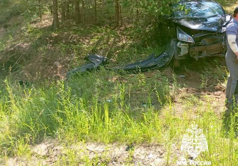 Три человека пострадали в столкновении двух автомобилей в Тверской области