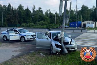 Сон за рулем стал причиной ДТП с пострадавшими на М-10 в Тверской области