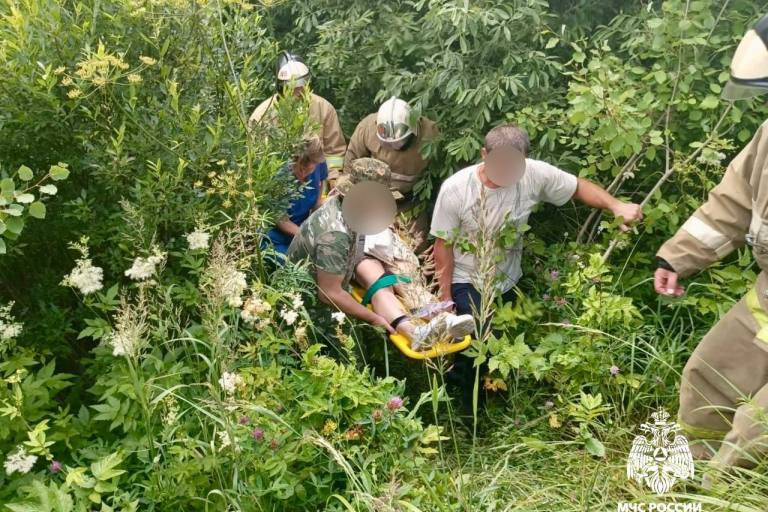 Троих пострадавших, включая ребенка, пришлось деблокировать после ДТП в Тверской области