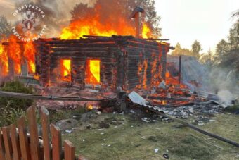 Ночью В Тверской области в своем доме сгорели мужчина и женщина