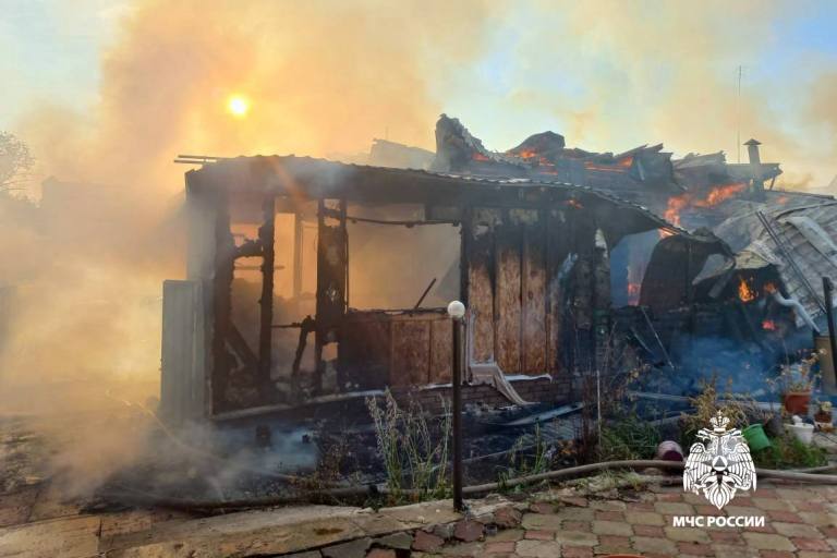 Женщина погибла при пожаре в Тверской области