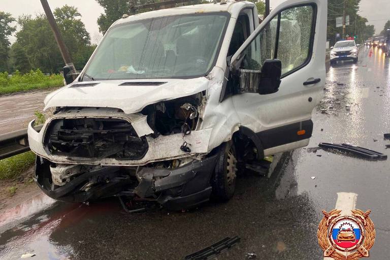 В Твери водитель ВАЗа устроил ДТП на встречной полосе