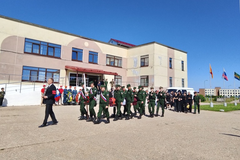 В Тверской области простились с бойцом, погибшим на СВО