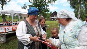 В Тверской области на семейном фестивале сплели  «Пояс Дружбы»