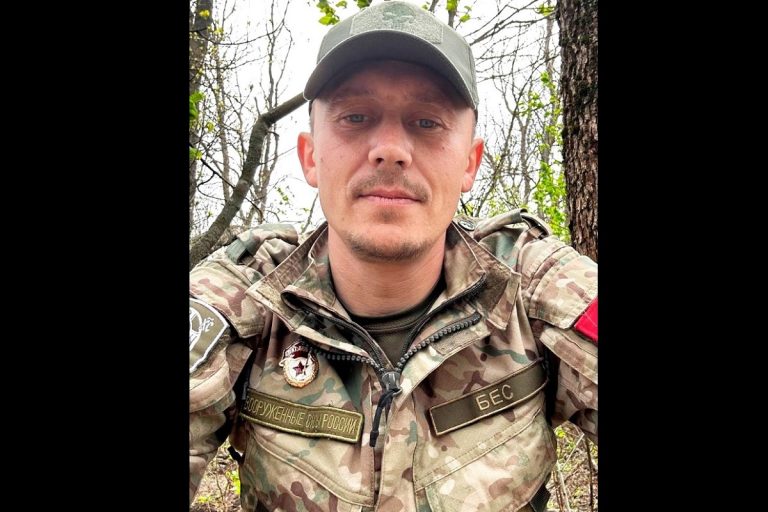 В Тверской области предали земле погибшего в зоне СВО офицера с позывным "Бес" В Тверской области предали земле погибшего в зоне СВО офицера с позывным "Бес"