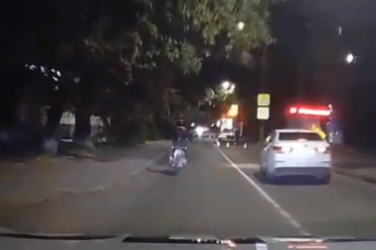 В Твери полицейские устроили погоню за подростком на мотоцикле