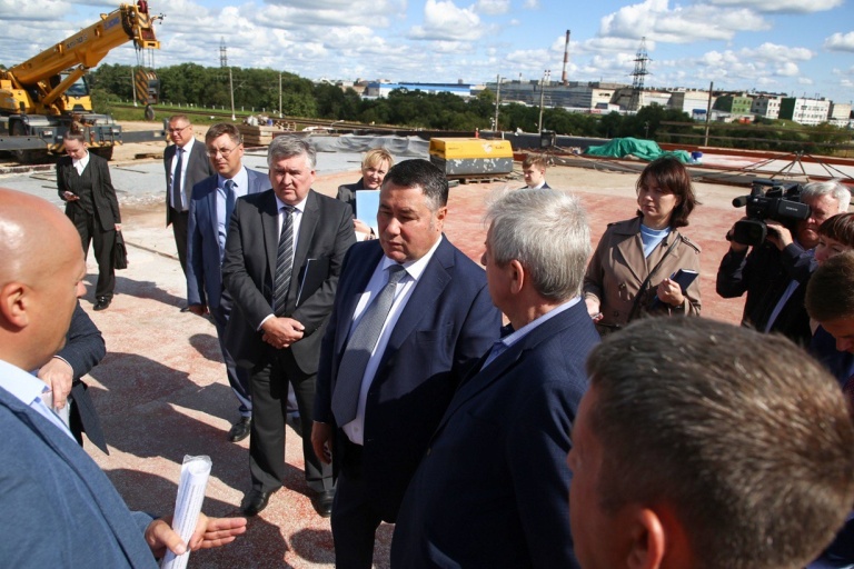 Губернатор Руденя: строительство Западного моста ведется в плановом режиме