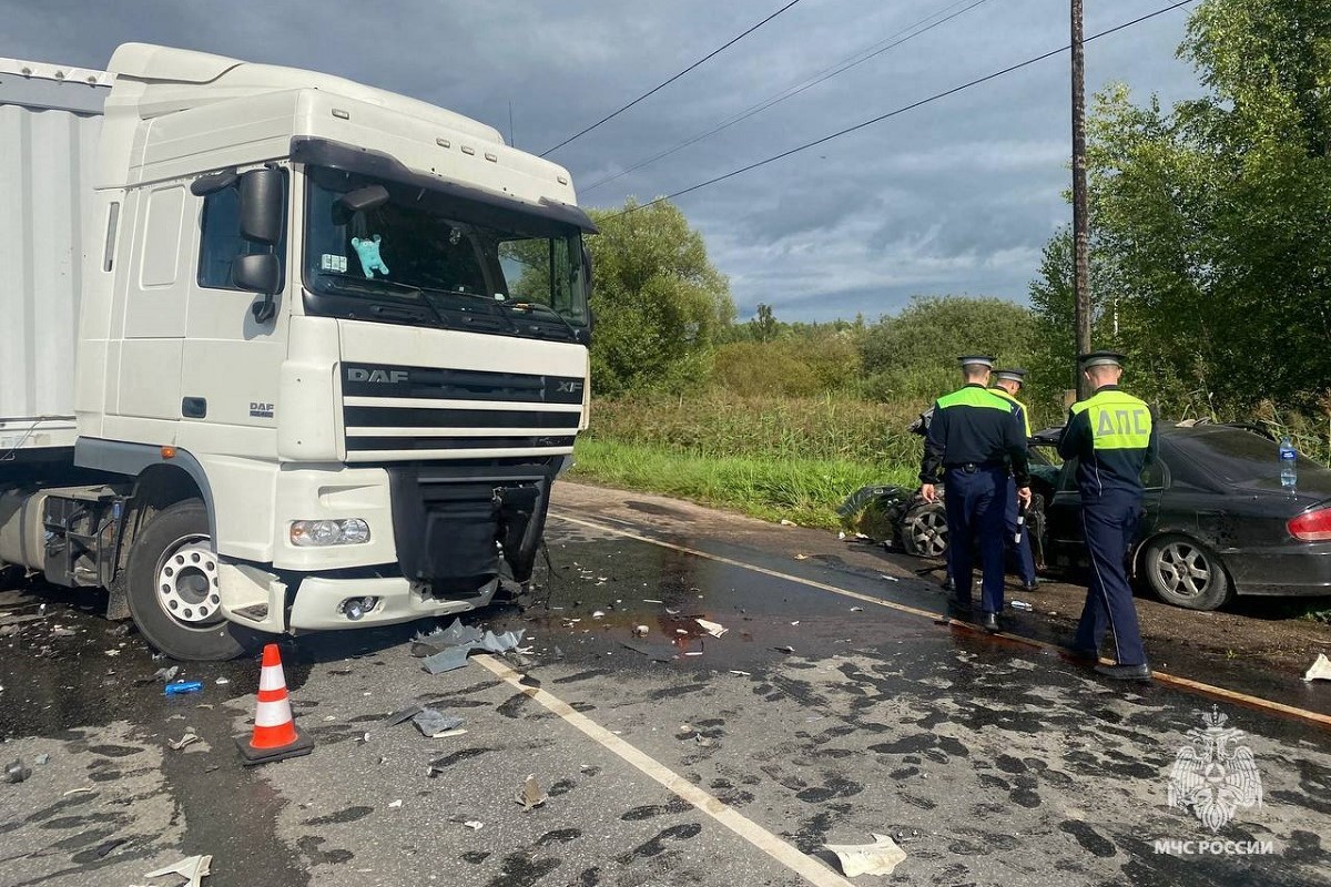 Стали известны подробности серьезного ДТП в Тверской области