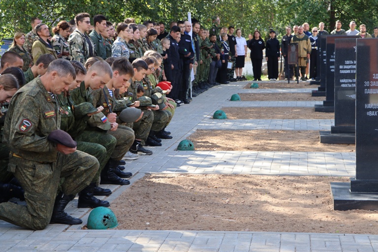 Калининская АЭС: в Тверской области поисковики Росэнергоатома приняли участие в захоронении останков более 600 советских бойцов