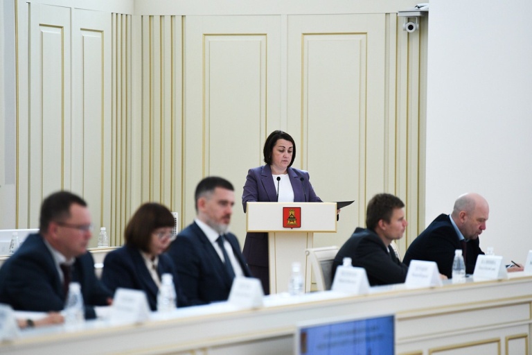 Губернатор Руденя: Если наши ребята сдают свои экзамены летом, то мы – к осени