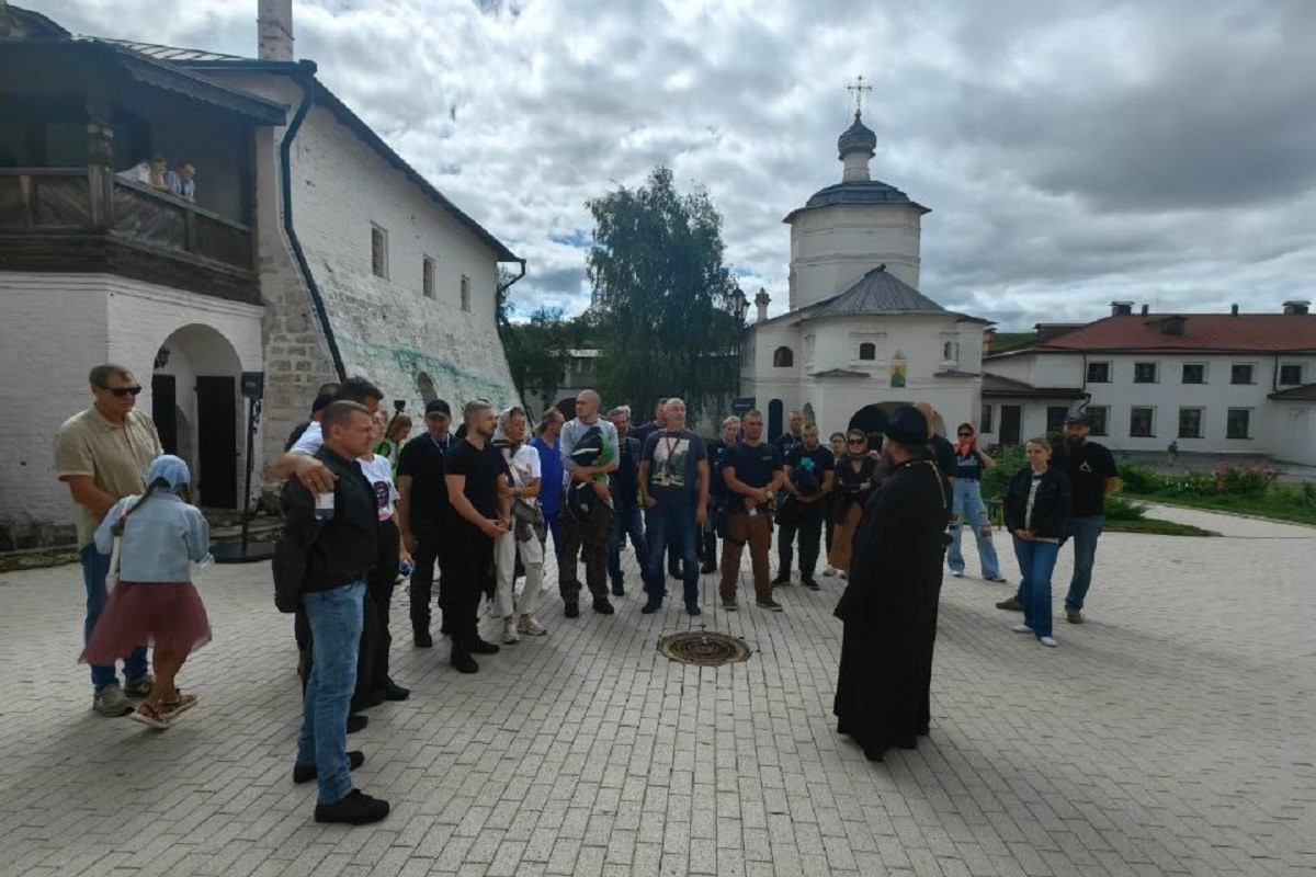 В Тверской области прошел мотопробег по местным святыням