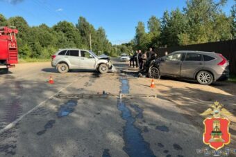 Пять человек, включая ребенка, пострадали в ДТП в Тверской области