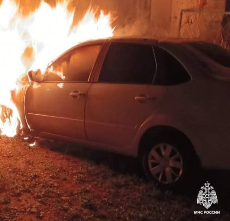 В Тверской области сгорел автомобиль